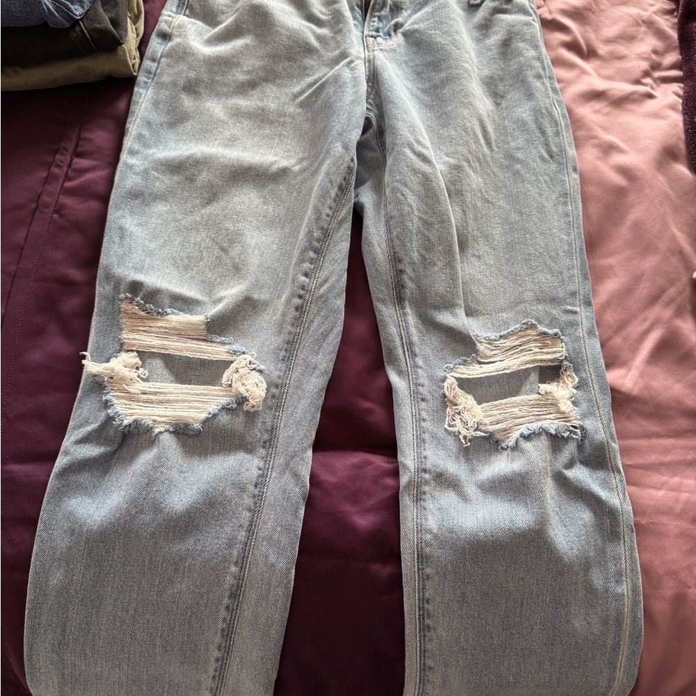 American Eagle Mom Jeans